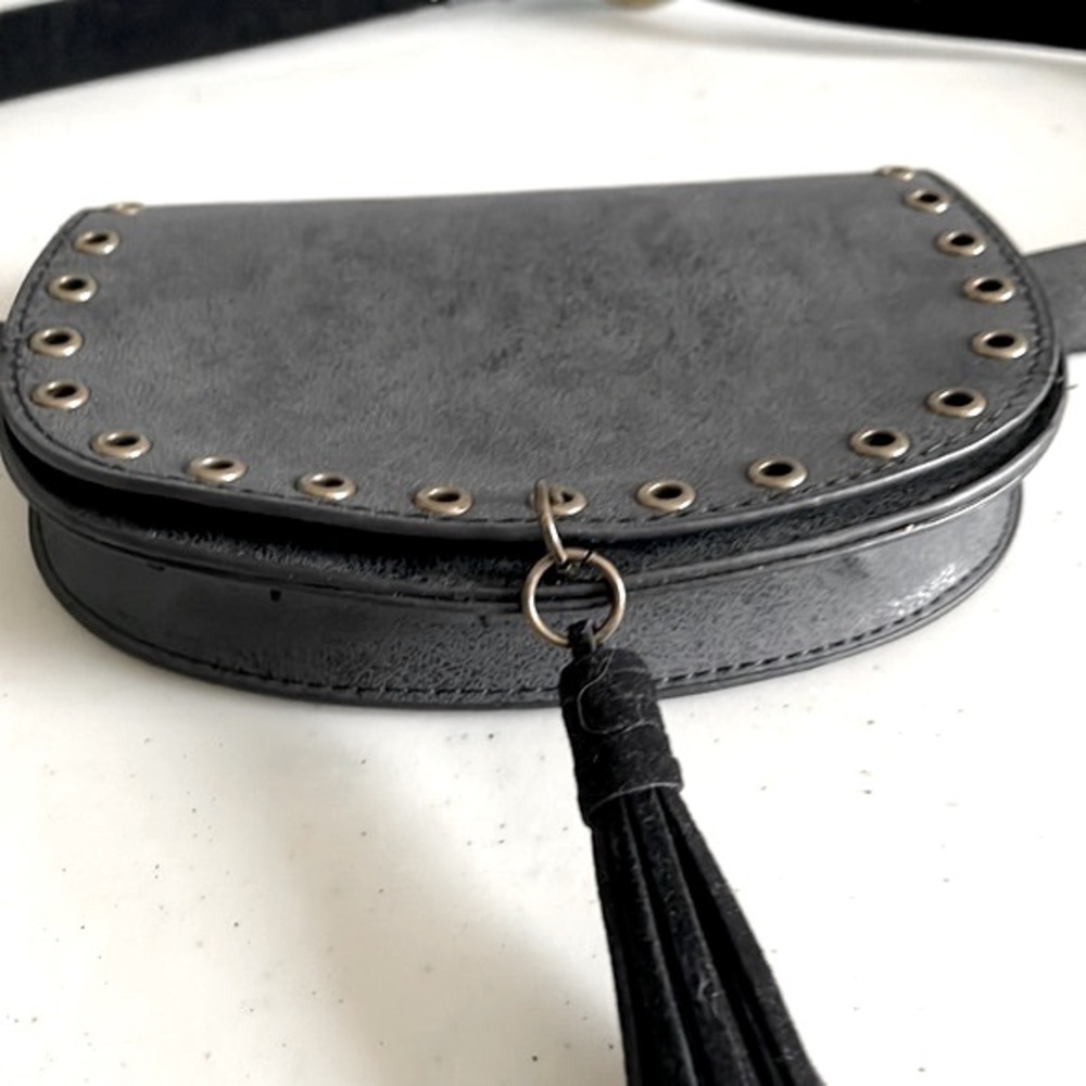 Belt Bag - Picture 4 of 12